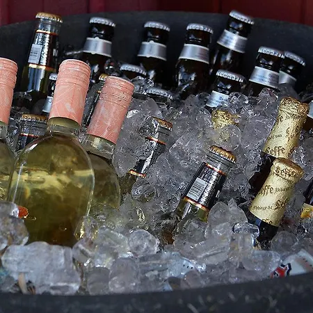 Hotel Astoria Metro *